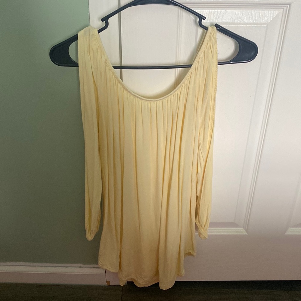 Don’t ask why off shoulder top